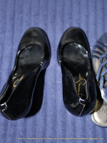 Four Girls Worn Hard Size 9 Jessica Simpson Heels With Huge Photo Set - Image 5