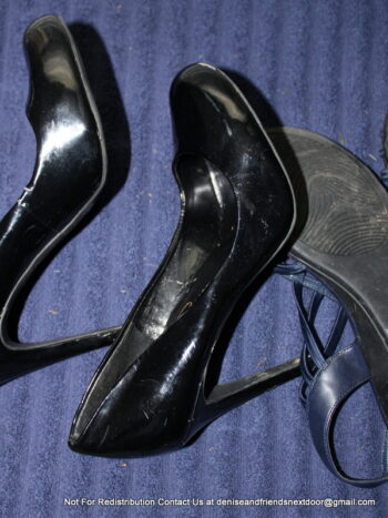 Four Girls Worn Hard Size 9 Jessica Simpson Heels With Huge Photo Set - Image 4