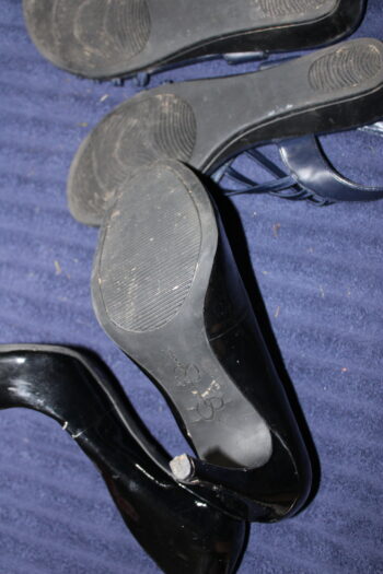 Four Girls Worn Hard Size 9 Jessica Simpson Heels With Huge Photo Set - Image 3