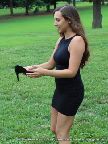 Four Girls Worn Hard Size 9 Jessica Simpson Heels With Huge Photo Set - Image 8
